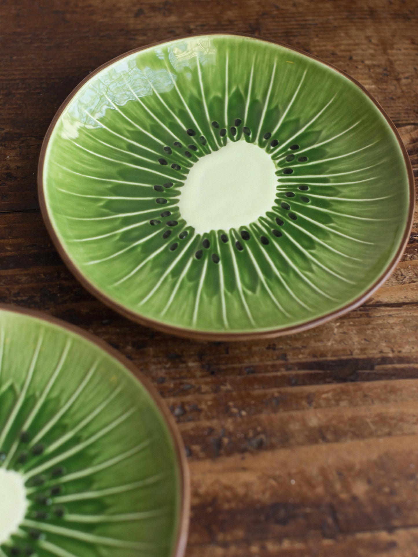 Bordallo Pinheiro Kiwi Dessert Plate