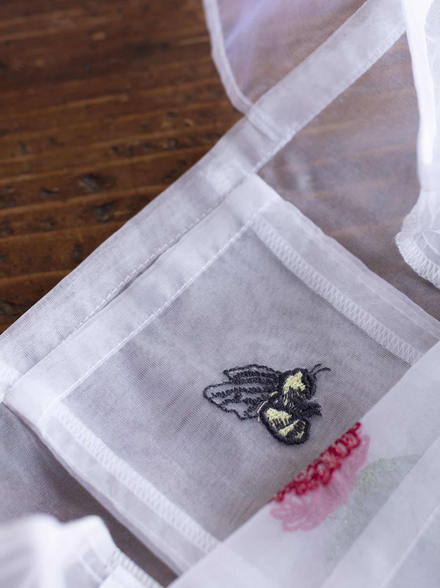 Fleuriste Embroidered Organza Bag