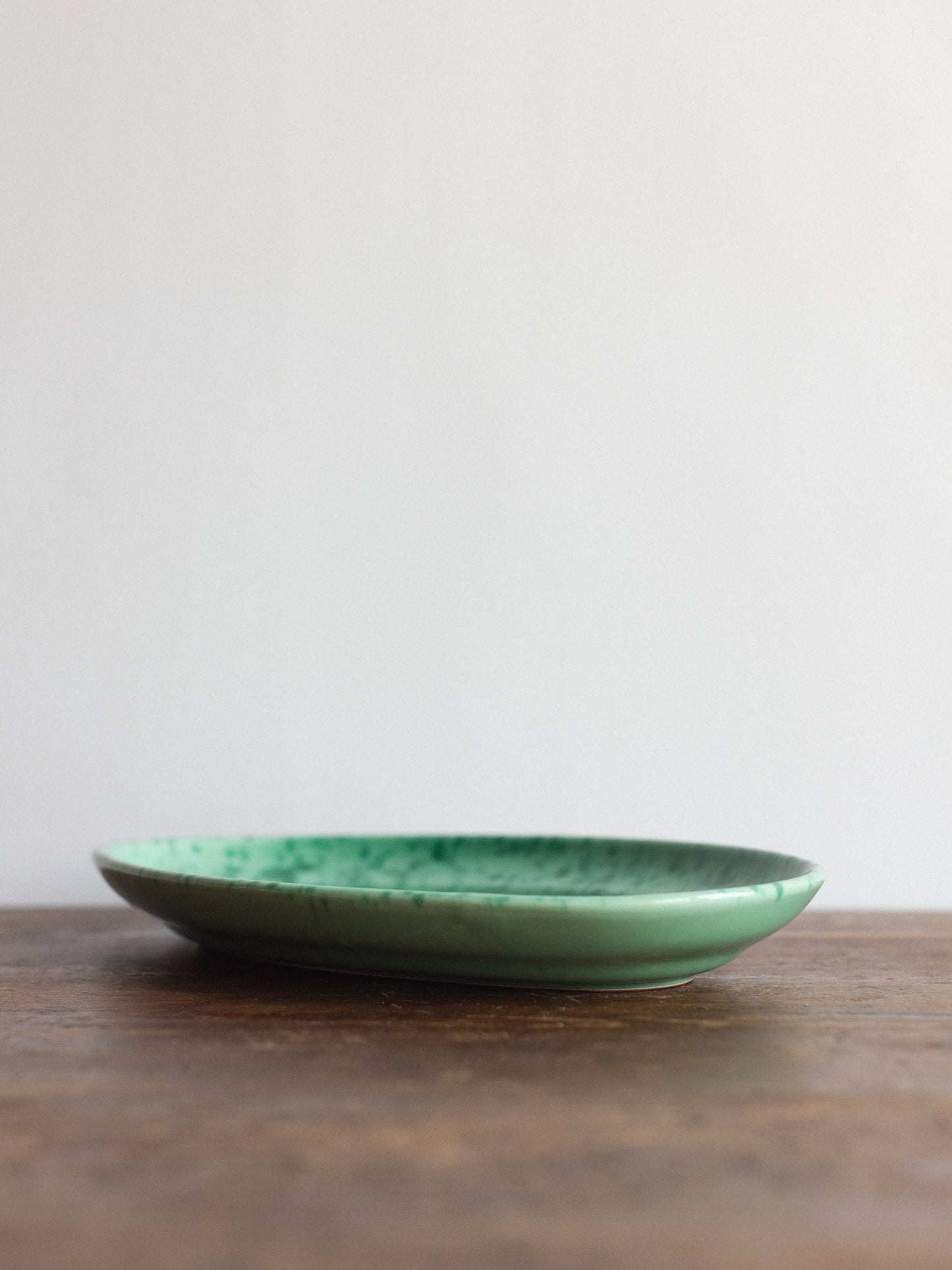 Ceramic Splatter Medium Oval Plate
