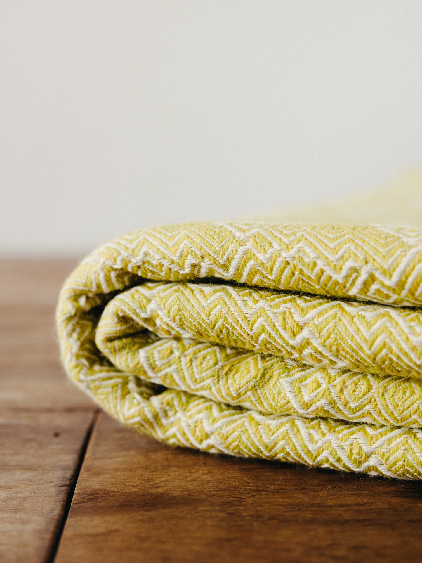 Chiarastella "F28" Wool Throw in Mango