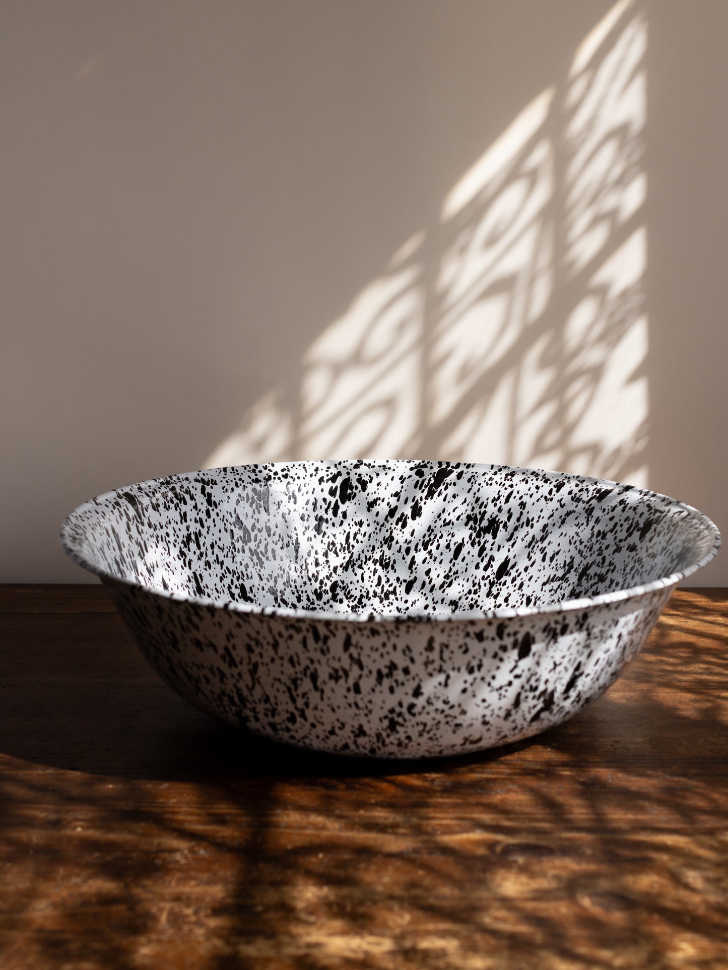 Enamel Splatter Big Benson Basin