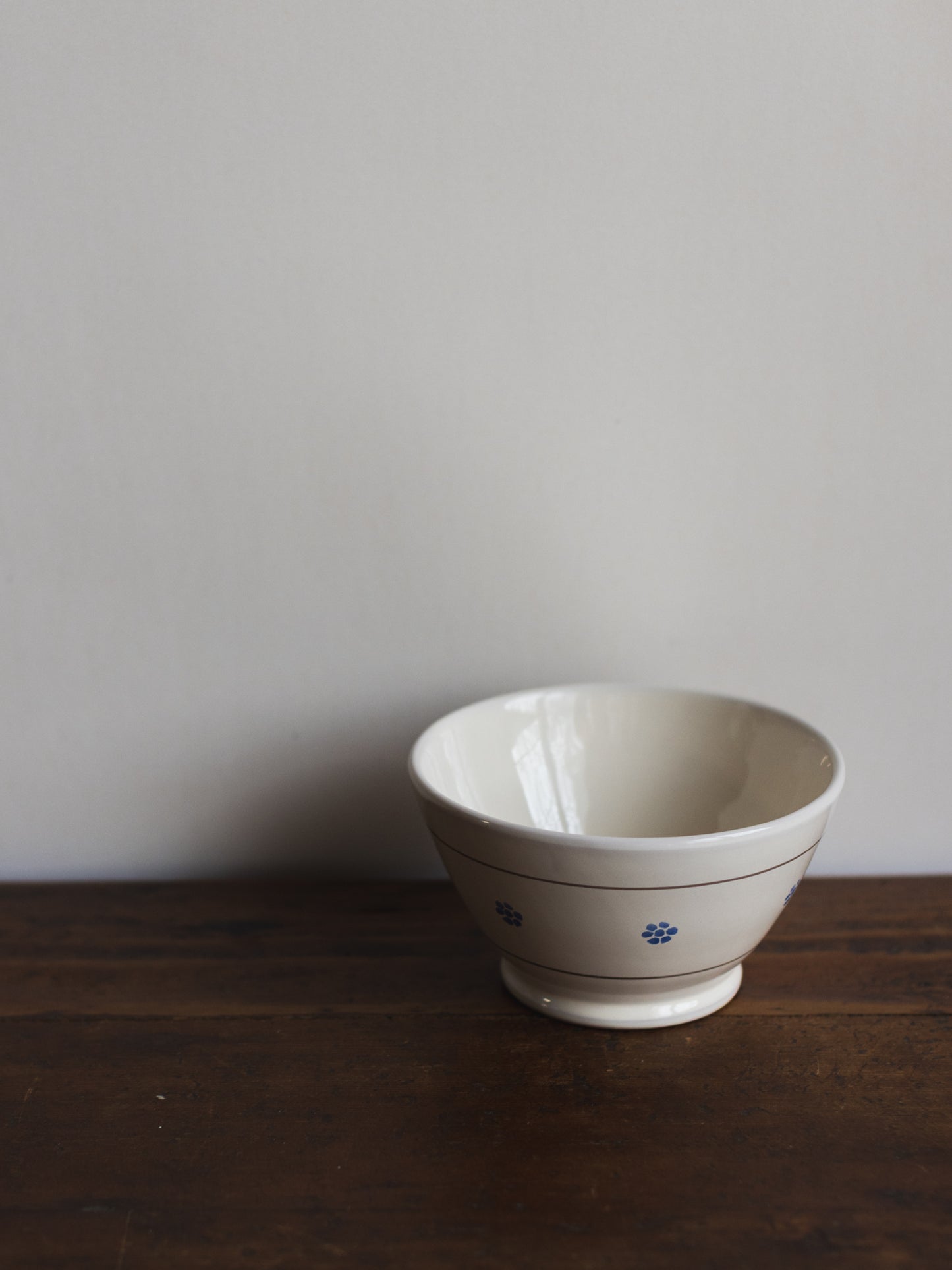 Ceramic Rigo e Stella Footed Berry Bowl