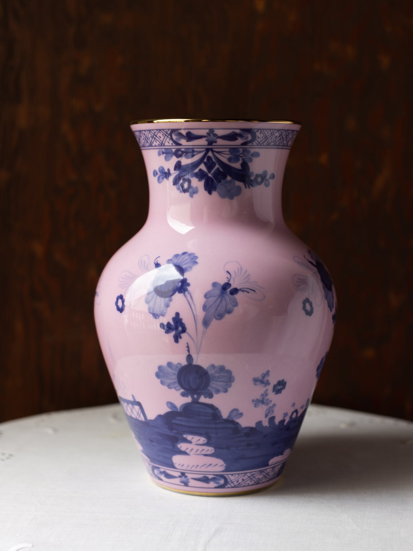 Oriente Italiano Ming Vase