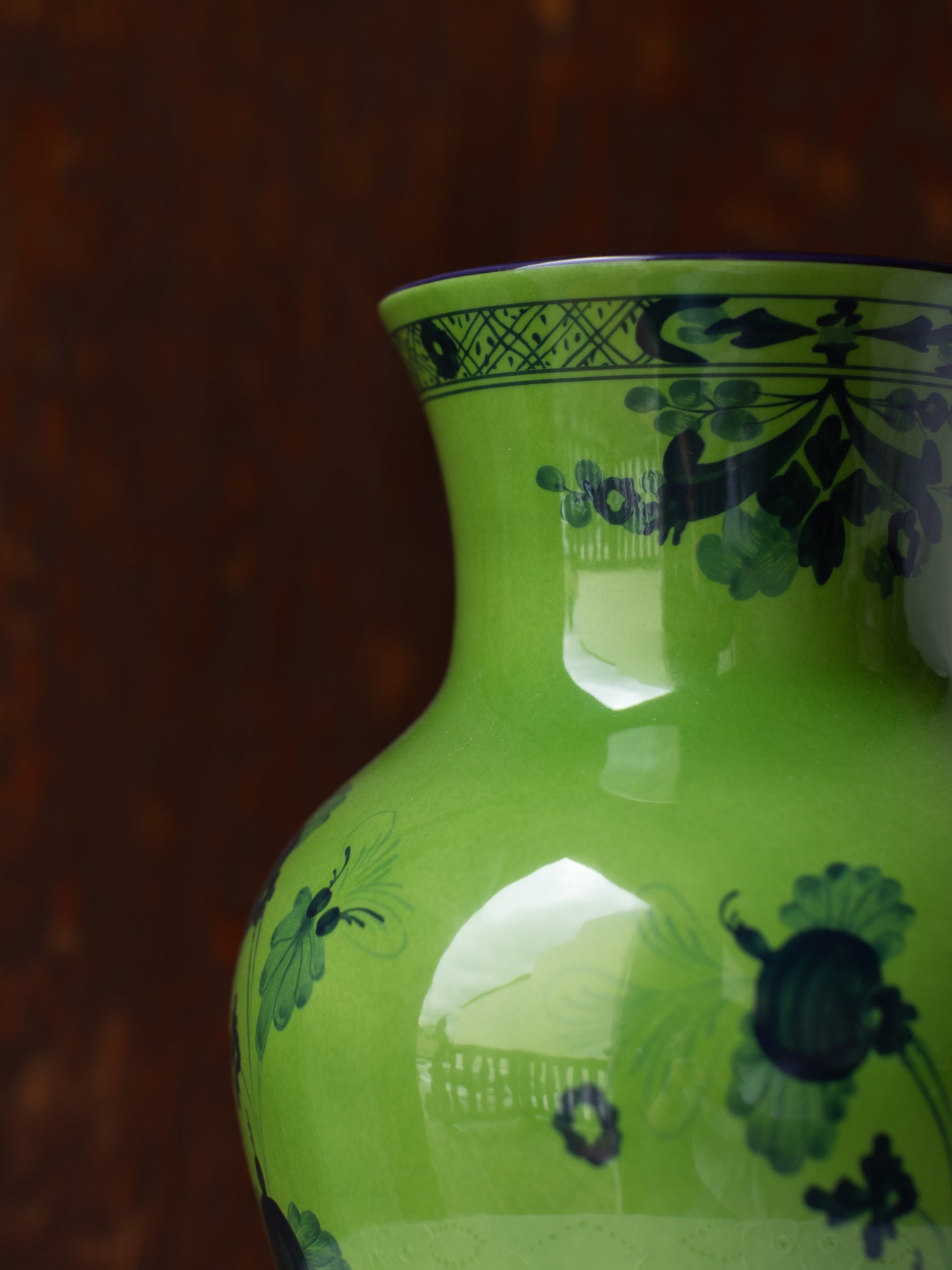 Oriente Italiano Ming Vase