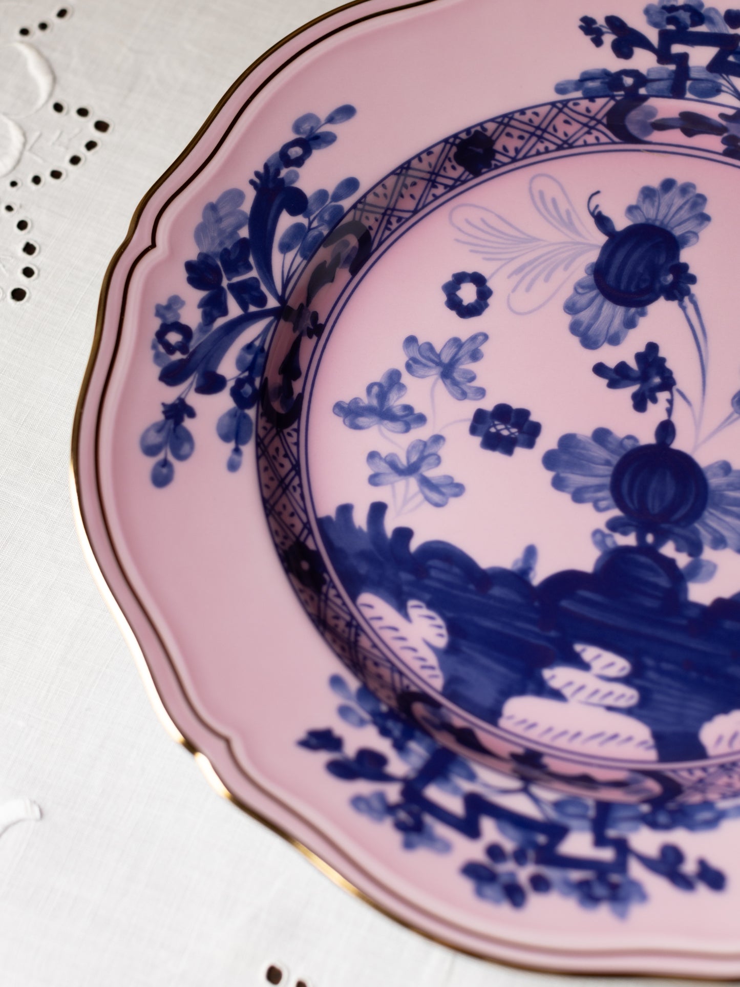 Oriente Italiano Antico Doccia Flat Dinner Plate