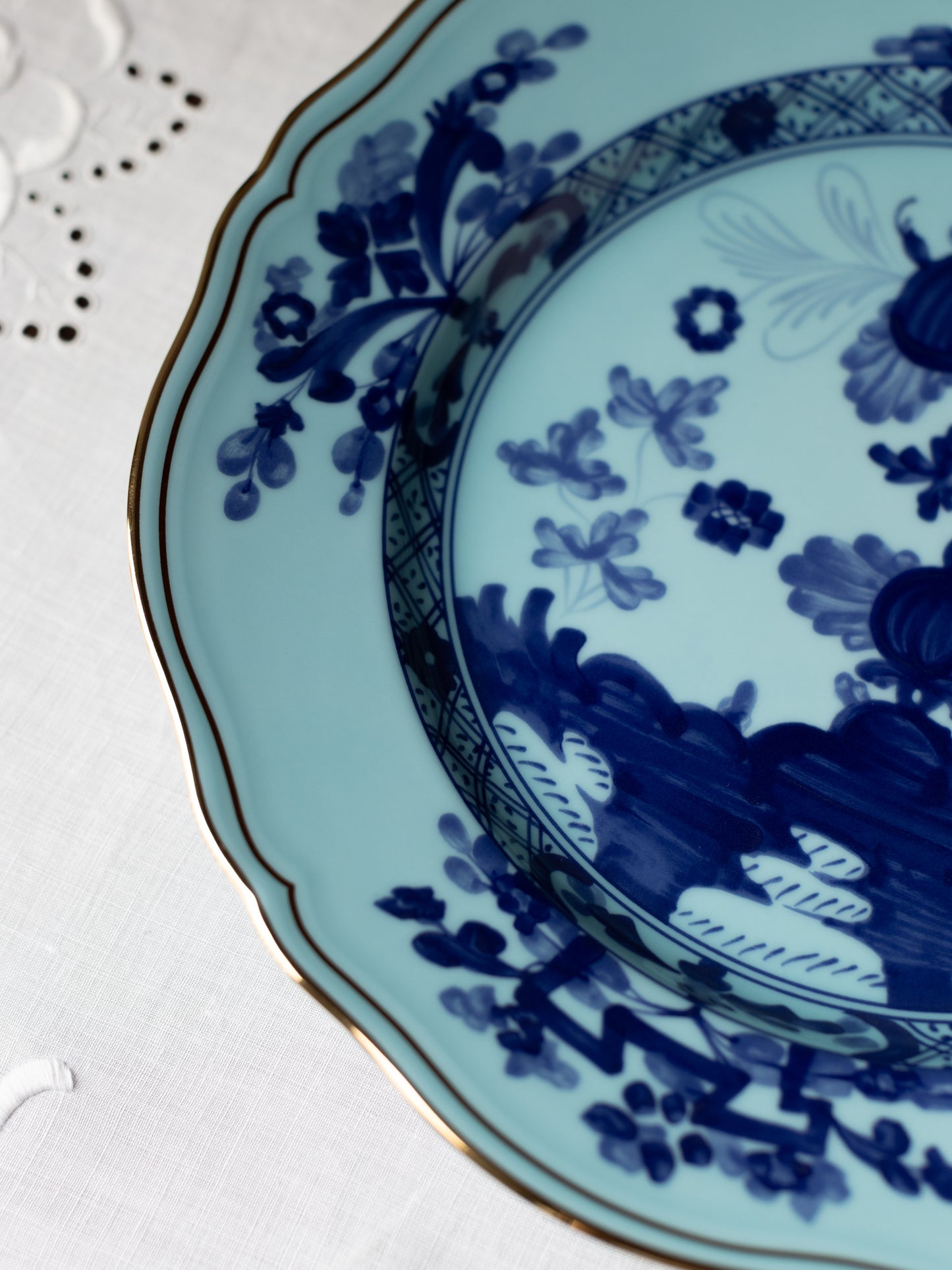 Oriente Italiano Antico Doccia Flat Dinner Plate
