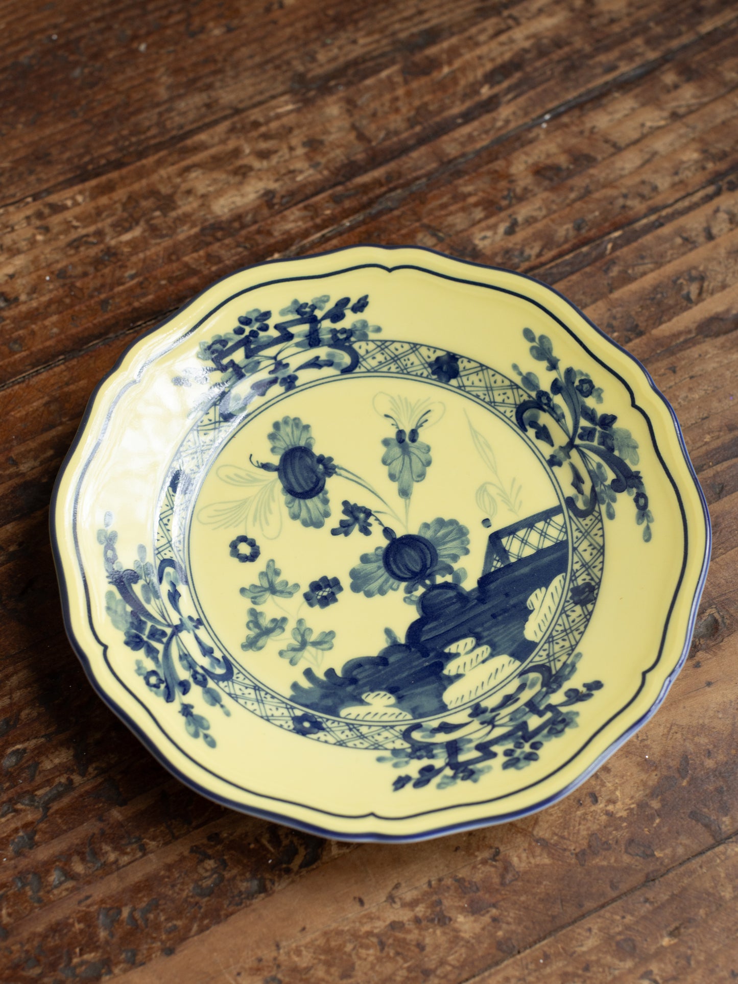 Oriente Italiano Antico Doccia Flat Bread Plate