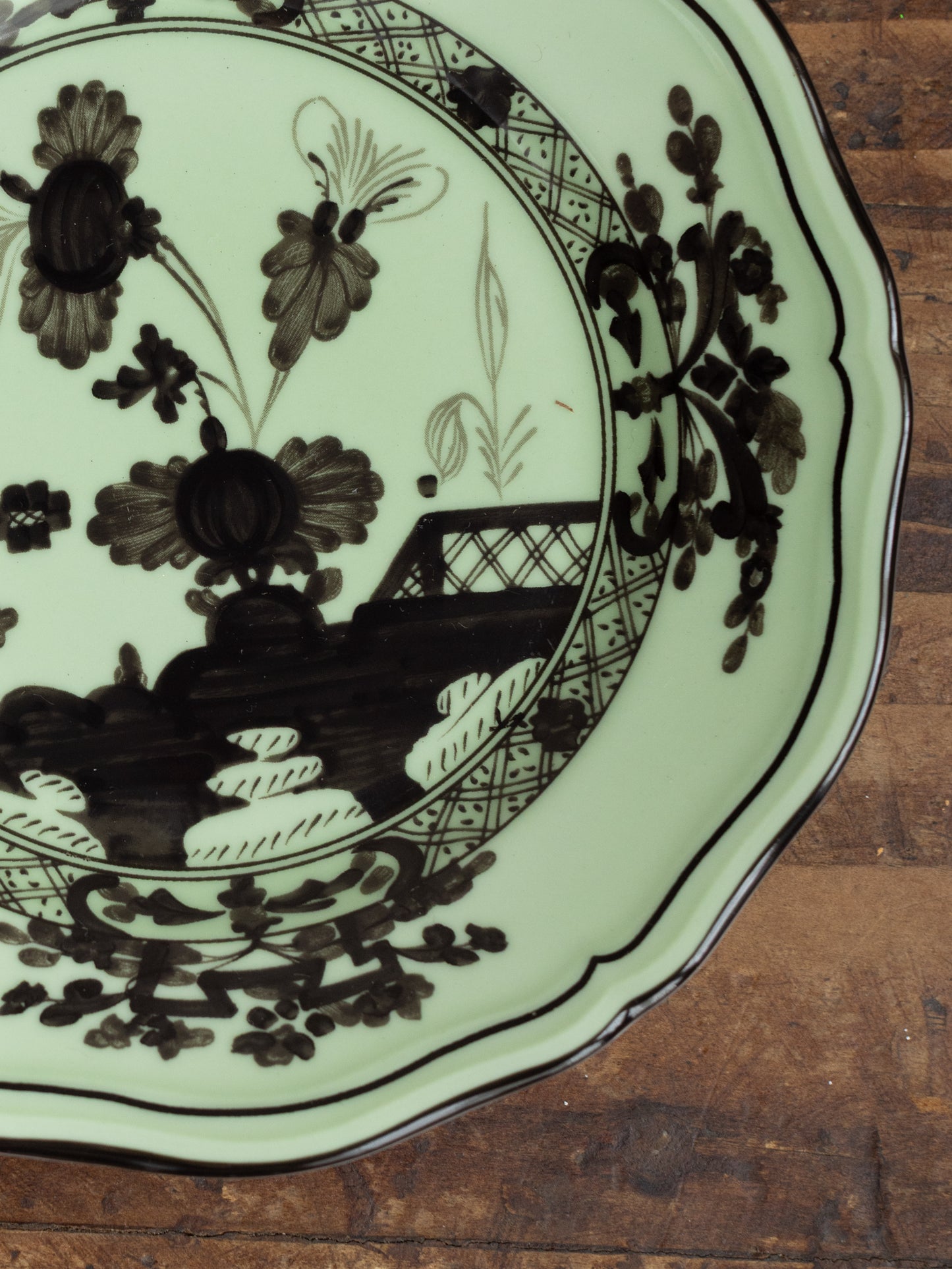 Oriente Italiano Antico Doccia Flat Bread Plate