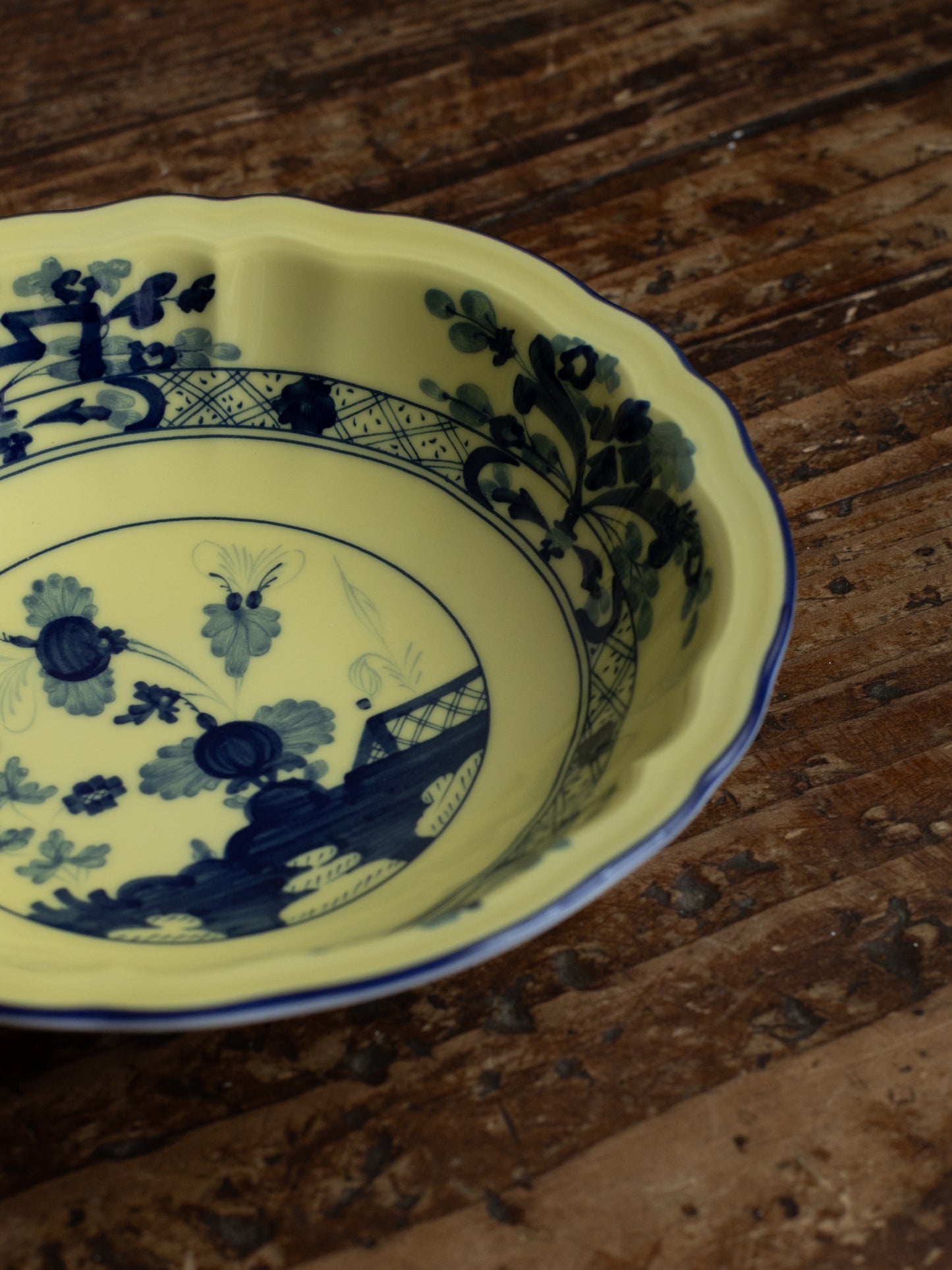 Oriente Italiano Antico Doccia Fruit Bowl