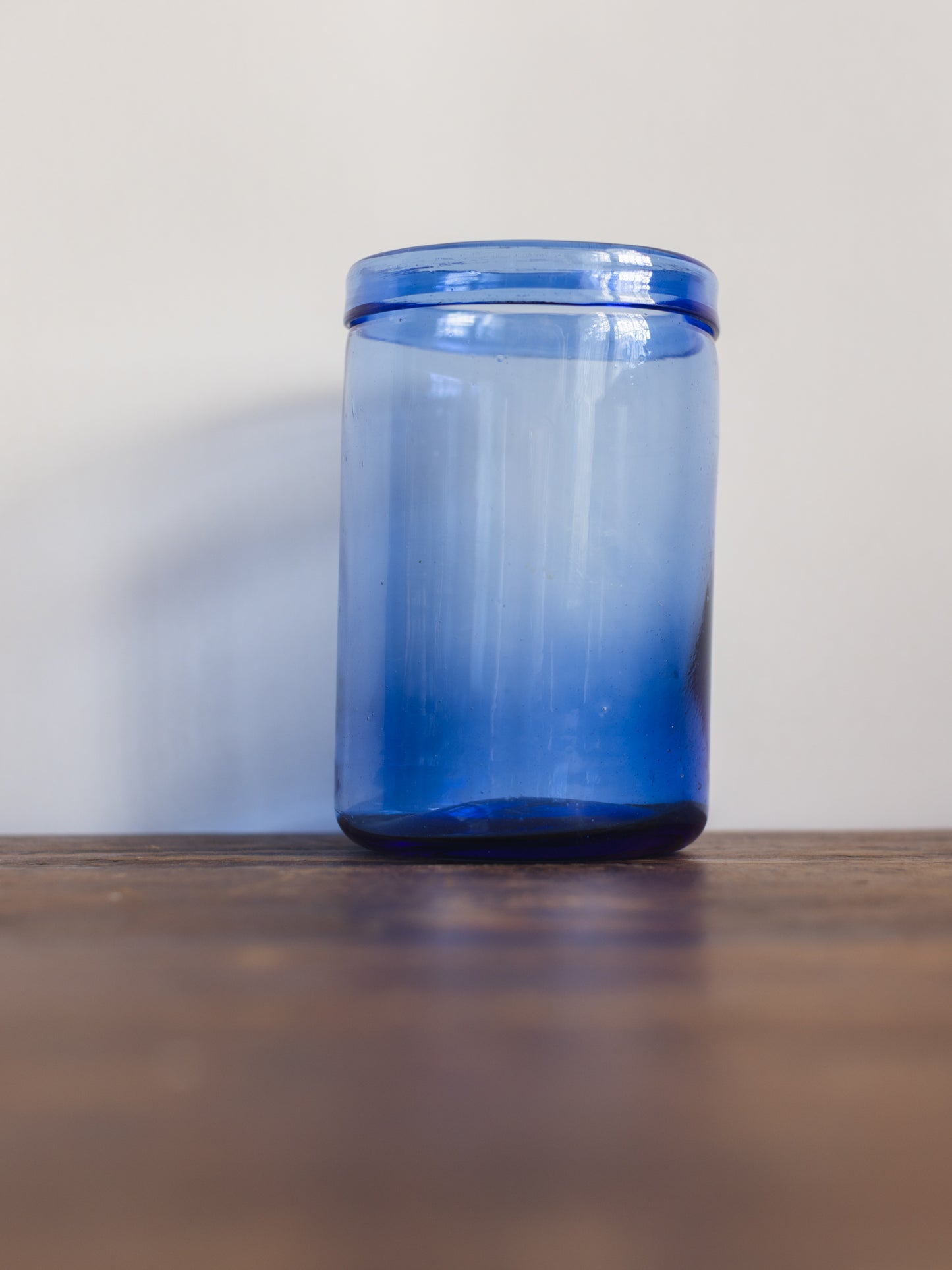 Pot à Cornichon Medium Dark Blue Glass Vessel