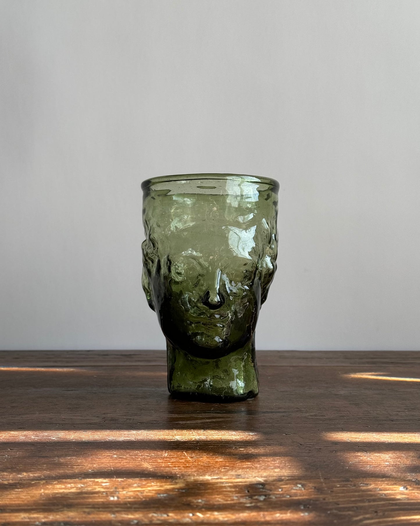 Roma Vase Vert Fumé