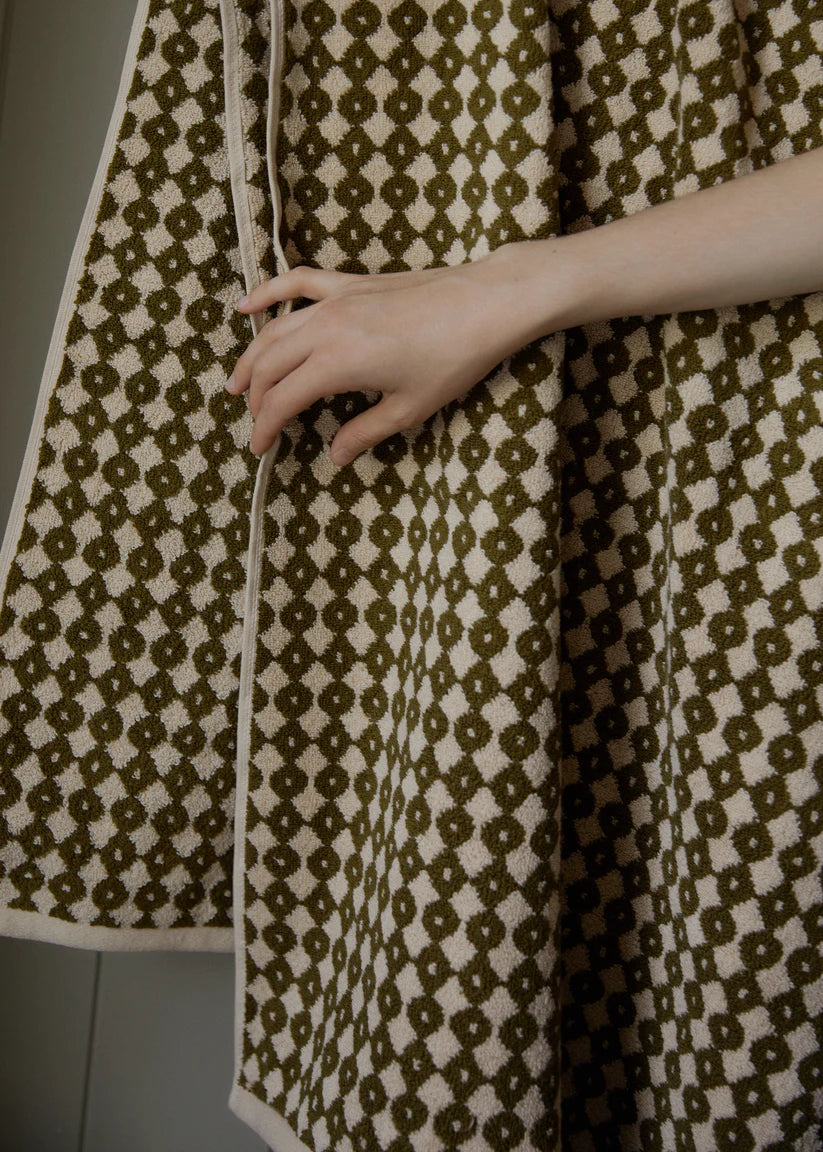 Hanna Bath Towel