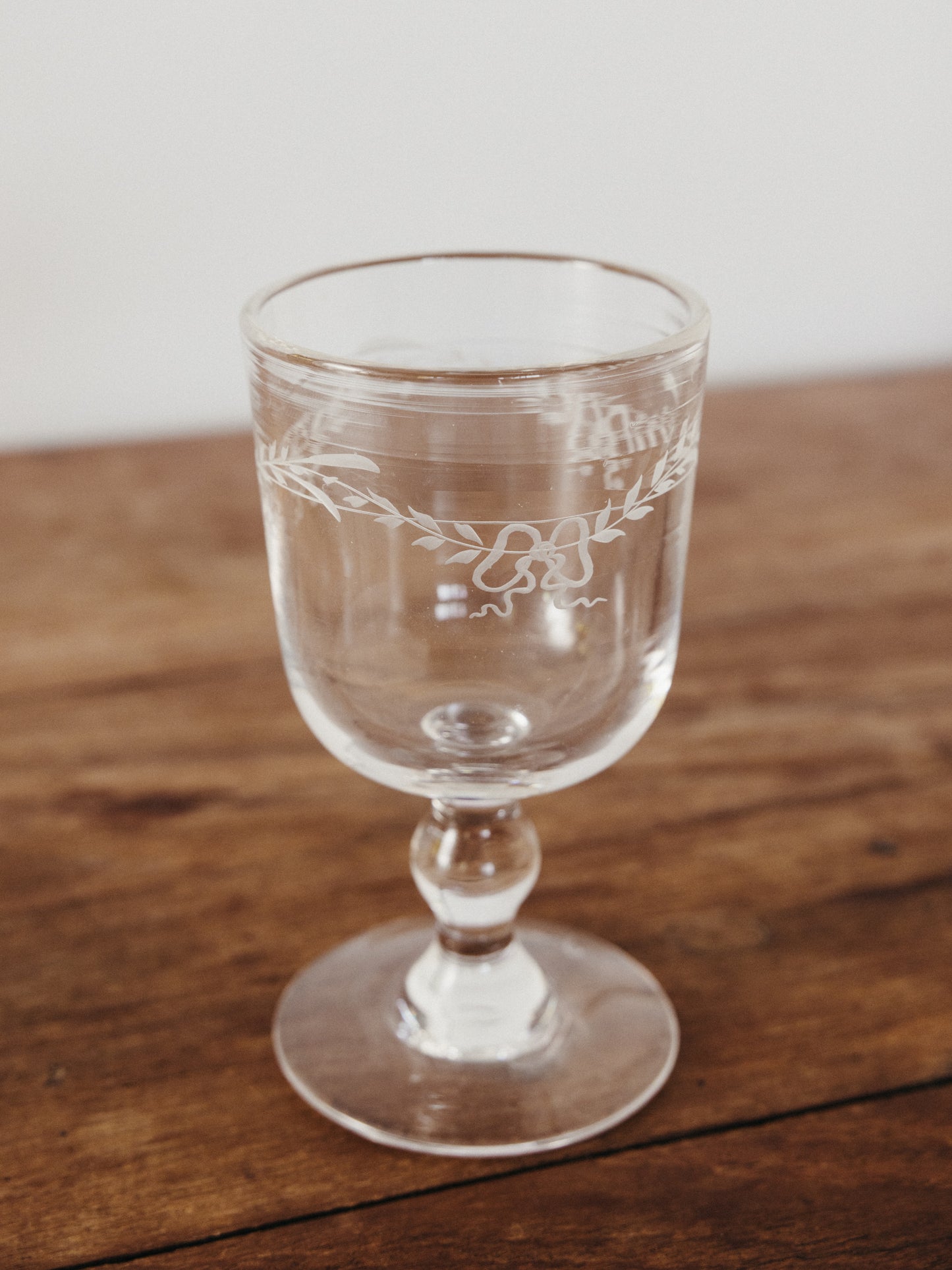 Barbro Wine Glass