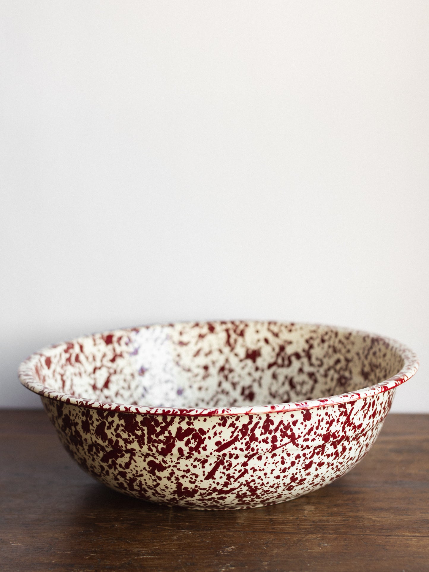 Enamel Splatter Medium Basin