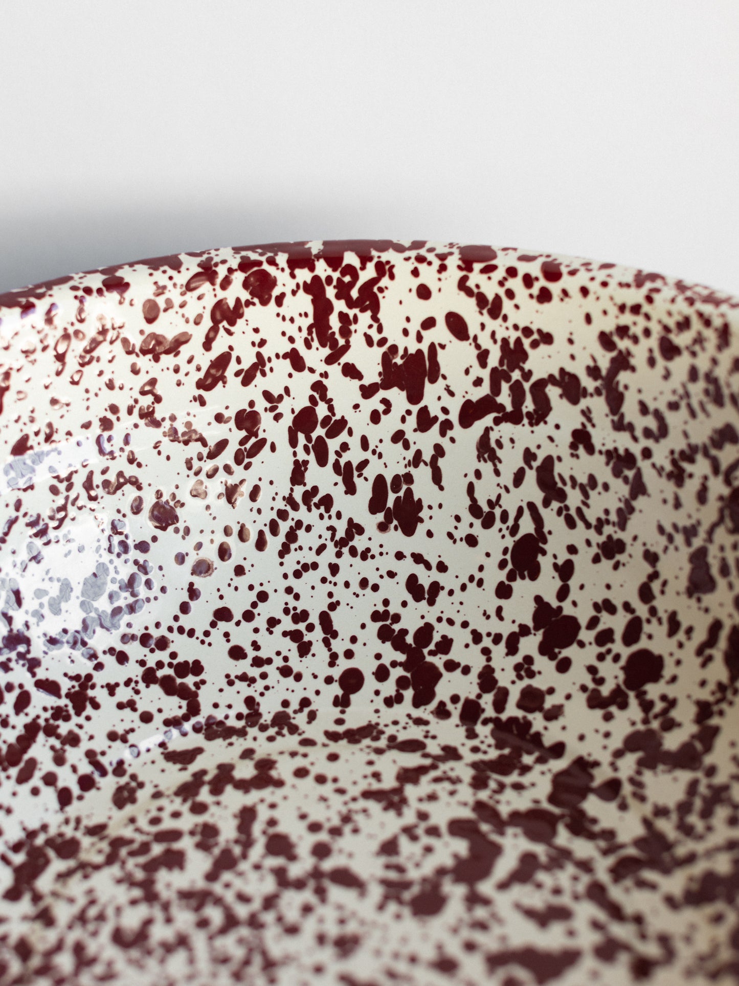 Enamel Splatter Medium Basin