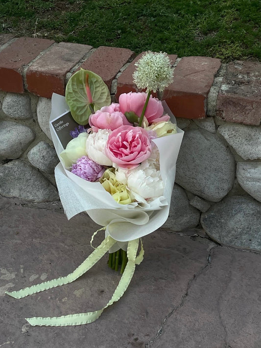 Mother's Day Bouquet — Preorder