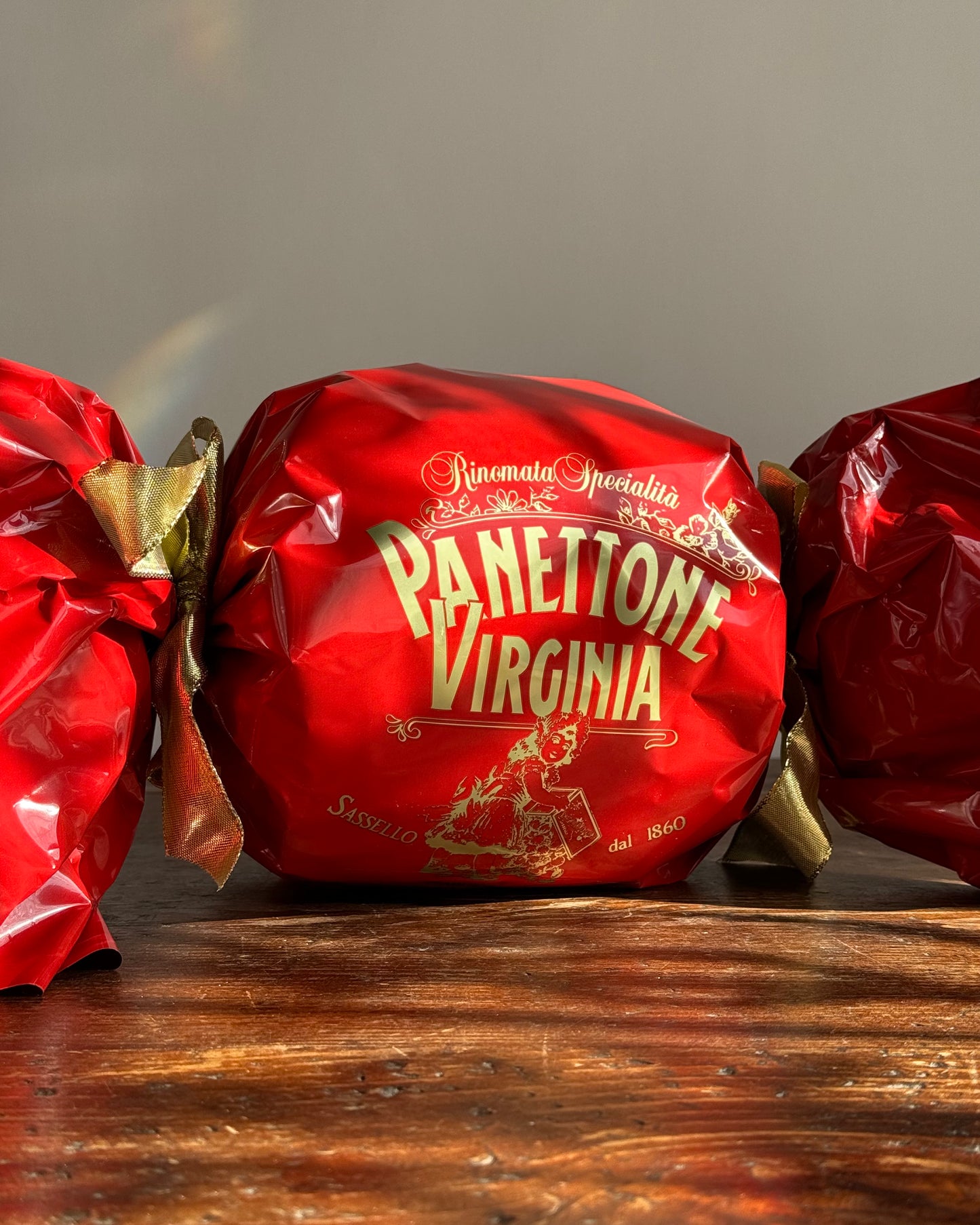 Amaretti Virginia Panettone Bon Bon (Red Gift Wrap)