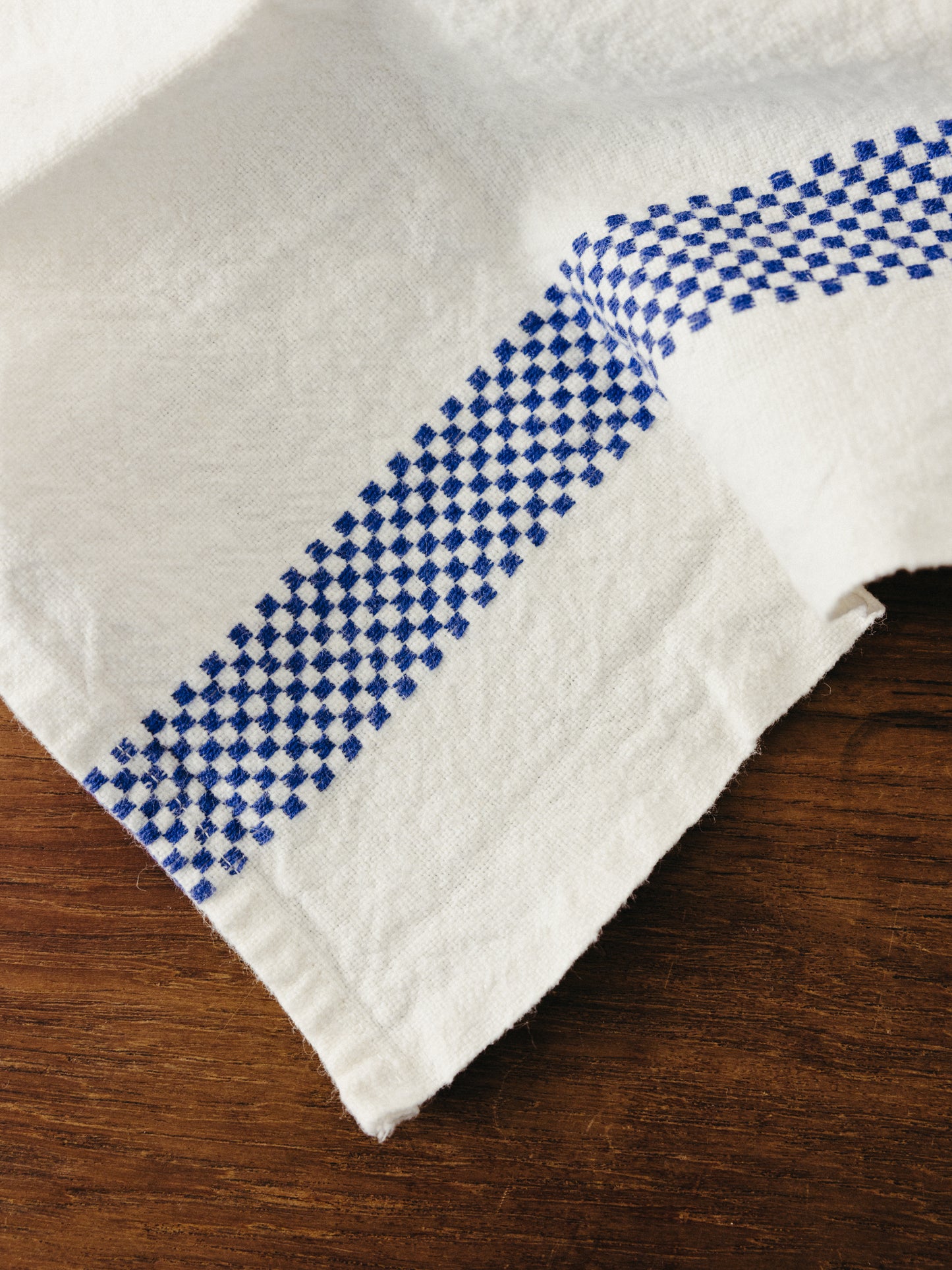 Lustucru Tea Towel - White/Blue