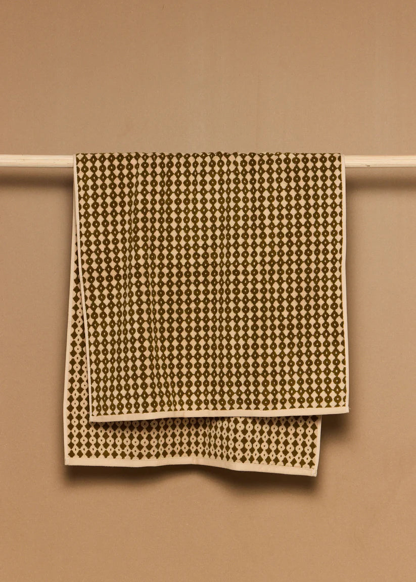 Hanna Bath Towel